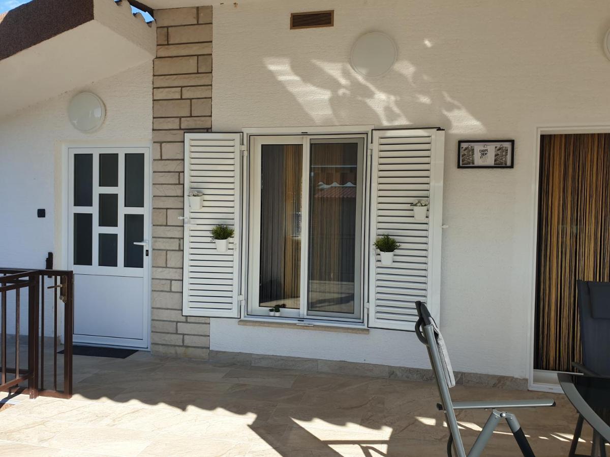 Apartman Anabella Rovanjska Luaran gambar