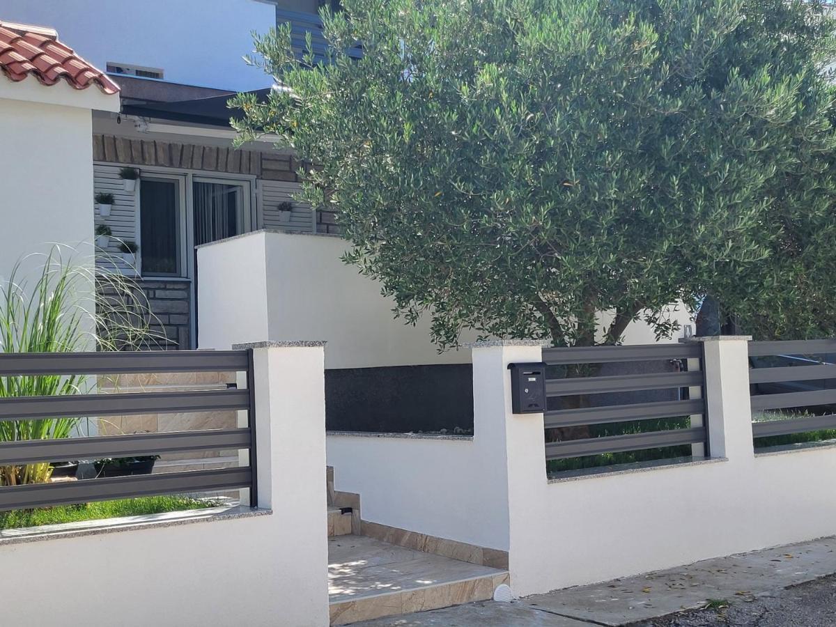 Apartman Anabella Rovanjska Luaran gambar